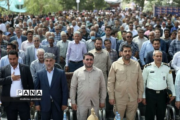 برگزاری دومین جشنواره «توت ترکان» در منطقه تفریحی گردشگری چهارده معصوم ترکان شهرستان مروست