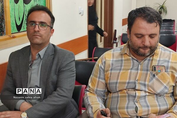 مراسم ارتحال امام خمینی(ره) در آموزش و پرورش رودهن