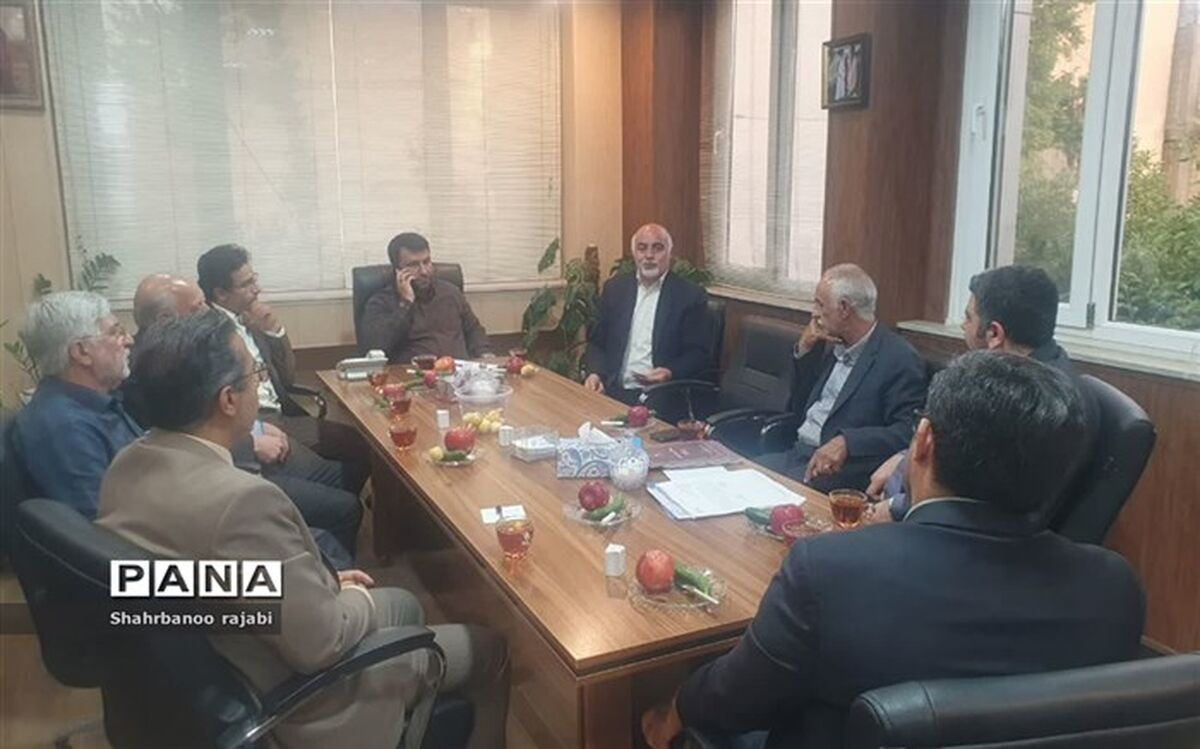 امضاء تفاهم‌نامه ساخت ۱۱ واحد آموزشی توسط خیرین در شهرستان ورامین