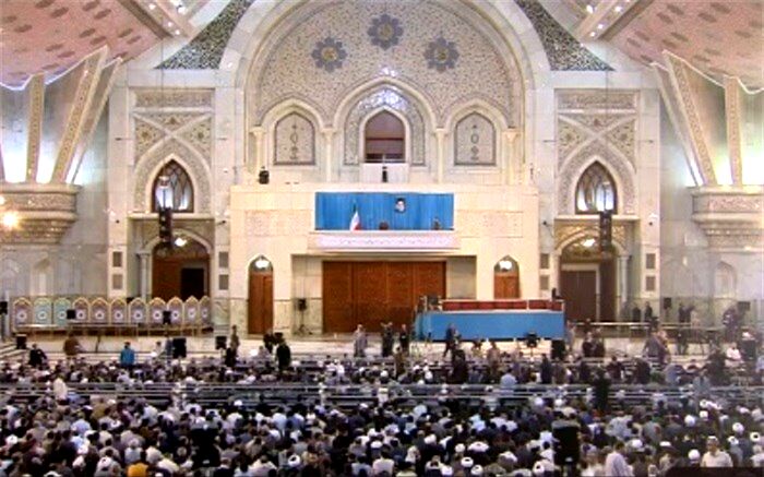 آغاز مراسم بزرگداشت سی‌و‌چهارمین سالگرد ارتحال امام خمینی‌(ره)‌