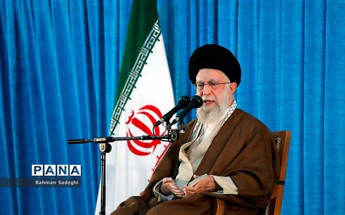 ایمان و امید عامل نرم افزاری امام(ره) برای ایجاد ۳ تحول بزرگ