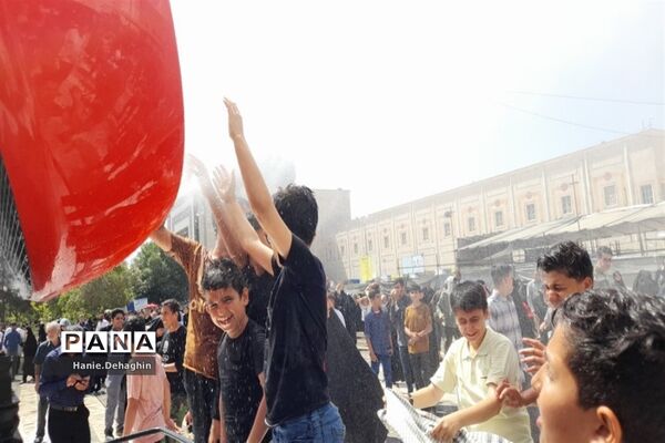 حضور دانش‌آموزان پاکدشت در مراسم رحلت امام‌خمینی (ره)