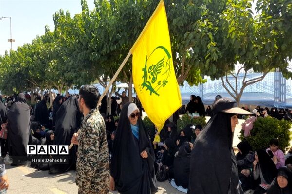 حضور دانش‌آموزان پاکدشت در مراسم رحلت امام‌خمینی (ره)