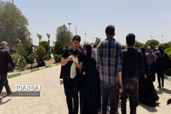 حضور دانش‌آموزان پاکدشت در مراسم رحلت امام‌خمینی (ره)