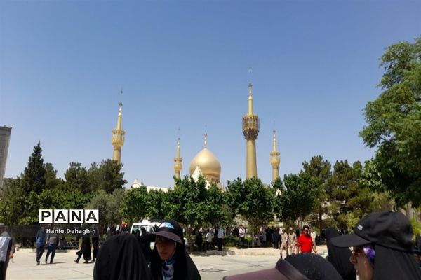 حضور دانش‌آموزان پاکدشت در مراسم رحلت امام‌خمینی (ره)