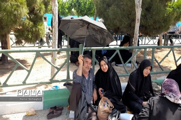 حضور دانش‌آموزان پاکدشت در مراسم رحلت امام‌خمینی (ره)