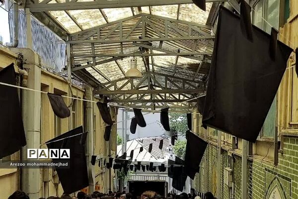 تجدید میثاق اعضای جوانان جمعیت هلال احمر قرچک با یادگار بنیانگذار کبیر انقلاب اسلامی ایران