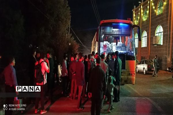 اعزام اولین کاروان زیارتی شهرستان طارم به حرم امام خمینی(ره)