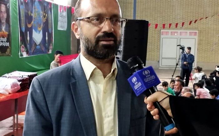 تجلیل دانش‌آموزان کاشانی از مقام امام خمینی(ره)و شهدای 15 خرداد