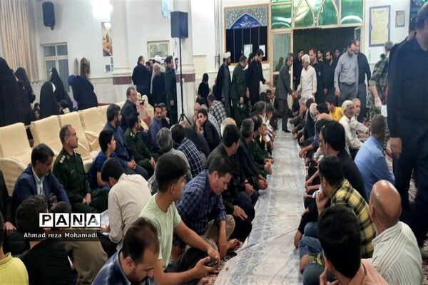 مراسم ارتحال امام خمینی(ره) و یادواره ۴۶ شهید محله‌ مسجد امام رضا(ع) در کاشمر