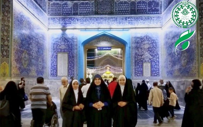 زیارت نیابتی دختران مجلس دانش‌آموزی خراسان‌رضوی از  طرف دانش‌آموزان کشور/فیلم