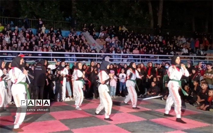 یادگیری هنرهای رزمی برای دختران، یک نیاز است