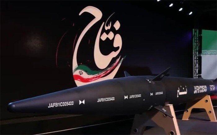 ابرموشک هایپرسونیک ایرانی «فتاح» رونمایی شد