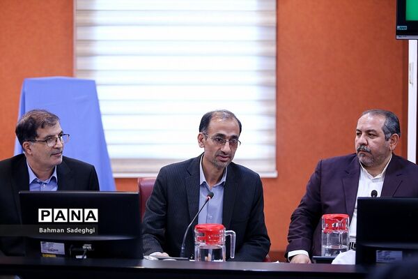 نشست خبری رئیس سازمان حفاظت محیط زیست