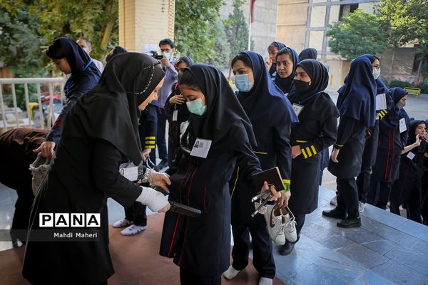 امتحانات نهایی مقطع متوسطه در قاب  تصویر