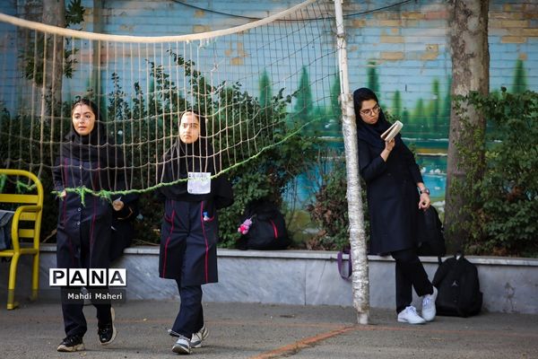 امتحانات نهایی مقطع متوسطه در قاب  تصویر