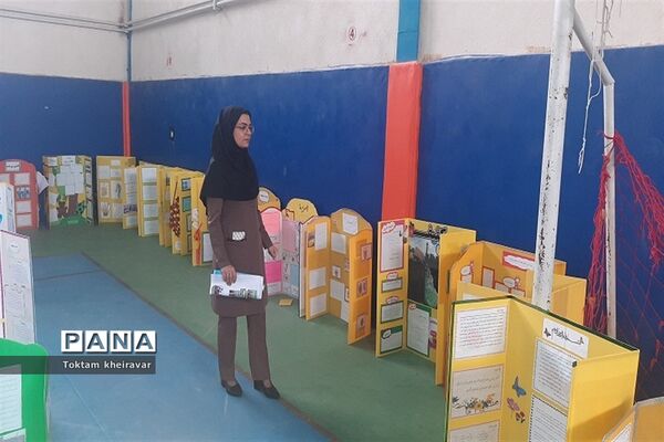 نمایشگاه جابربن‌حیان و فرصت‌های متنوع یادگیری دانش‌آموزان شهرستان شیروان