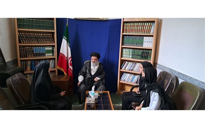 تقوا، نگاه توحیدی، عقلانیت و احترام به ادیان ابراهیمی از ویژگی‌های برجسته امام خمینی بود