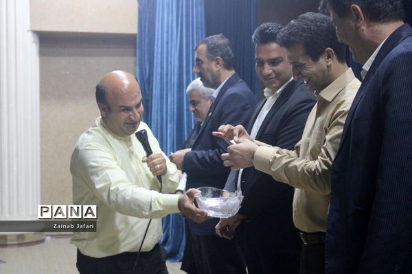 طرح سینما مهر در بوشهر با اکران فیلم سینمایی غریب