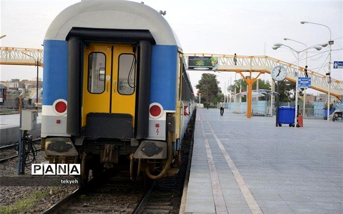 فروش بلیت قطارهای مستقیم خاورانِ تبریز به تهران از ساعت ۱۰ امروز