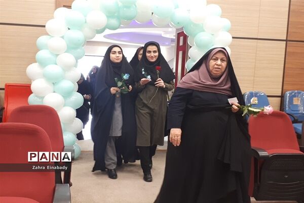برگزاری همایش معماران خشت اول در ملارد