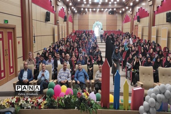 برگزاری همایش معماران خشت اول در ملارد