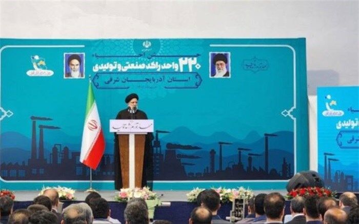 دولت و مجلس از تولیدکنندگان حمایت می‌کنند