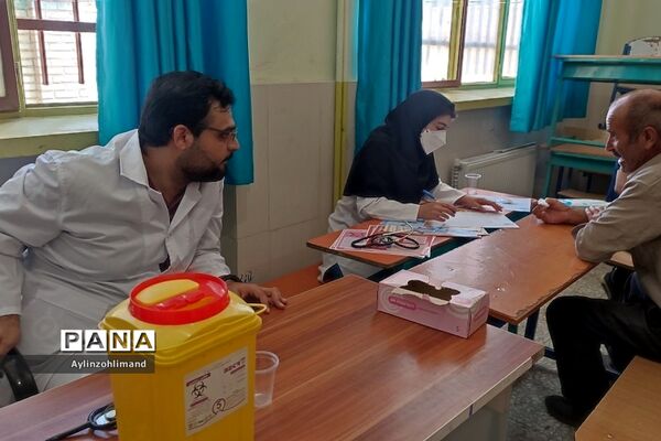 اردوی جهادی پزشکی،فرهنگی در روستای انجم آباد