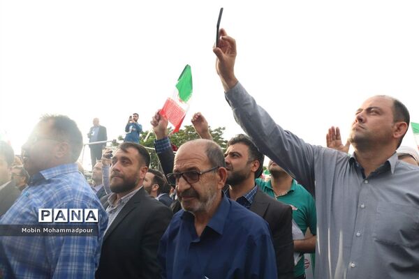 استقبال پرشکوه مردم تبریز از رئیس جمهوری
