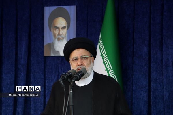 استقبال پرشکوه مردم تبریز از رئیس جمهوری