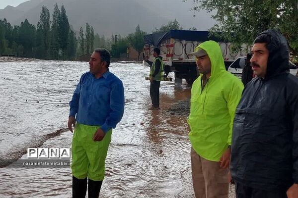 وقوع شدید سیل در برخی از روستاهای شهرستان فیروزکوه