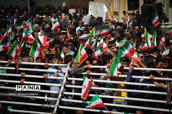 دیدار پرشکوه مردم شهرستان چاراویماق با رییس‌جمهوری