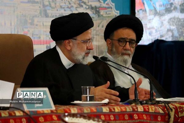 نشست شورای برنامه‌ریزی و توسعه آذربایجان شرقی