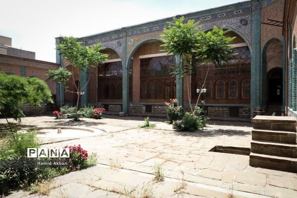 بازدید استاندار آذربایجان‌ غربی از مکان‌های تاریخی ارومیه