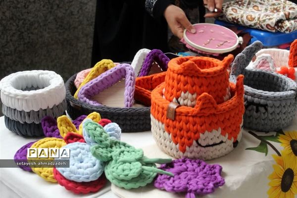 نمایشگاه صنایع‌ دستی در گلوگاه