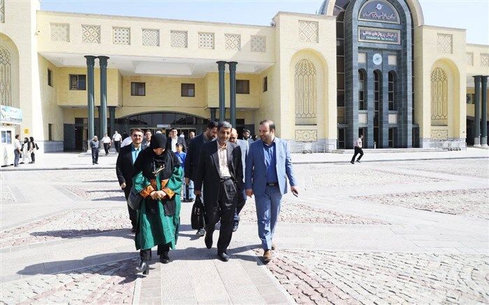 وزیر میراث به سمت سمیرم رفت
