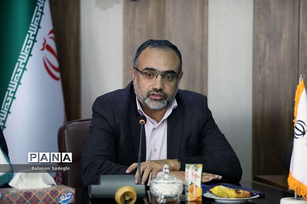 انعقاد تفاهم‌نامه برای استفاده از انرژی‌های تجدیدپذیر و بهره‌وری انرژی برق در مدارس کشور