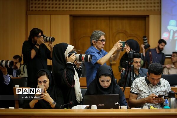 نشست خبری شهردار تهران با موضوع کمیسیون ماده ۵