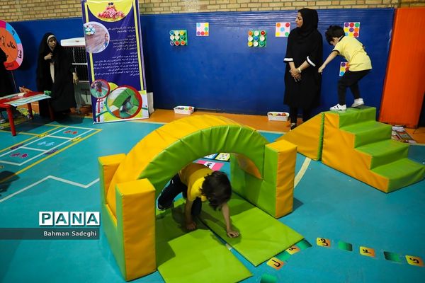 نمایشگاه دستاوردهای توانمندی دانش‌آموزان و معلمان شهر تهران