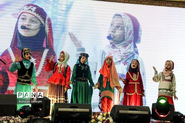 نمایشگاه دستاوردهای توانمندی دانش‌آموزان و معلمان شهر تهران