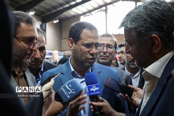 نمایشگاه دستاوردهای توانمندی دانش‌آموزان و معلمان شهر تهران