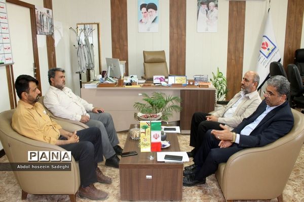 جلسه هم‌اندیشی مسئولان بسیج فرهنگیان با معاونت پرورشی و فرهنگی اداره‌کل آموزش و پرورش استان بوشهر