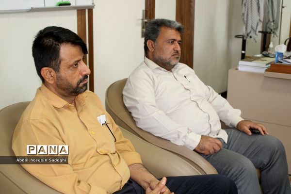 جلسه هم‌اندیشی مسئولان بسیج فرهنگیان با معاونت پرورشی و فرهنگی اداره‌کل آموزش و پرورش استان بوشهر