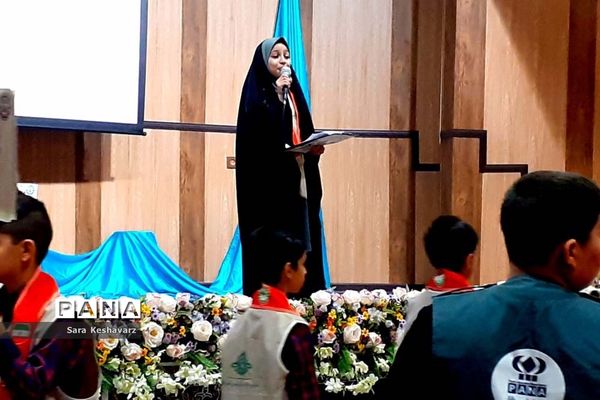 آیین تجلیل از مربیان سازمان دانش‌آموزی ناحیه 3 شیراز