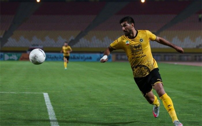 شهریار مغانلو: مدیران پرسپولیس من را مقابل هواداران قرار دادند