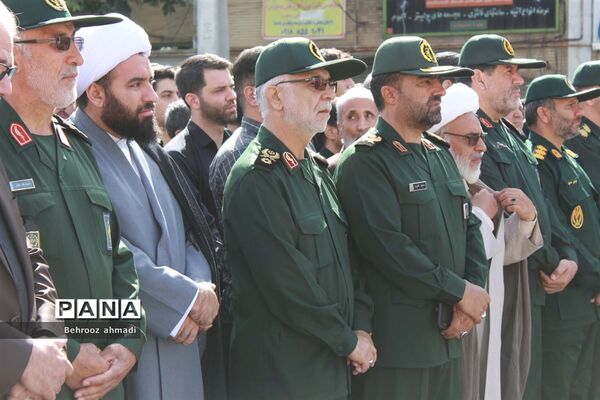 آیین تشییع شهید مدافع امنیت «سجاد امیری» در کرمانشاه