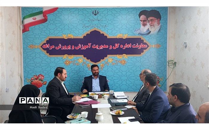 لزوم تببین دستاوردهای کنگره برای مردم و جامعه فرهنگیان و دانش‌آموزان