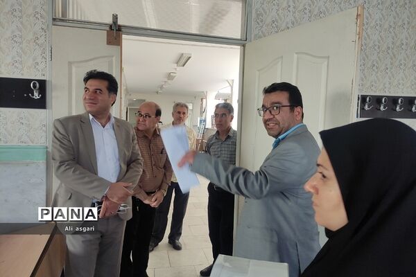 بازدید کارشناسان معاونت برنامه‌ریزی و مدیریت مدارس سازمان پرورش استعدادهای درخشان از دبیرستان دارالفنون شهریار