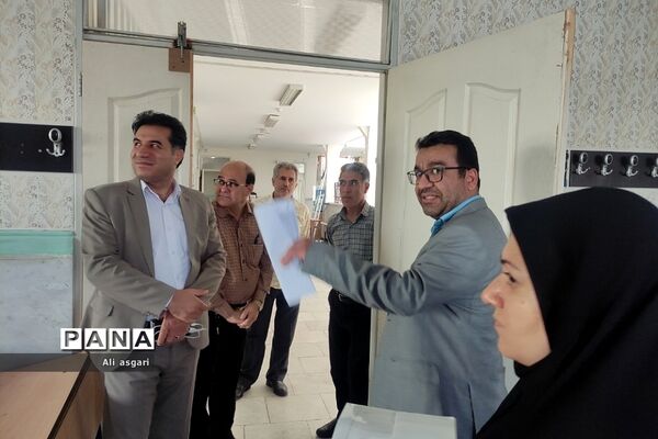 بازدید کارشناسان معاونت برنامه‌ریزی و مدیریت مدارس سازمان پرورش استعدادهای درخشان از دبیرستان دارالفنون شهریار