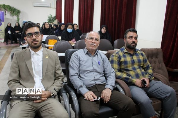 کارگاه توان افزایی آموزش دهندگان سوادآموزی استان بوشهر